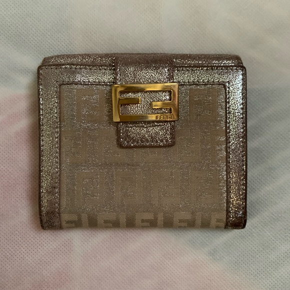 Fendi Wallet - Picture 1 of 8